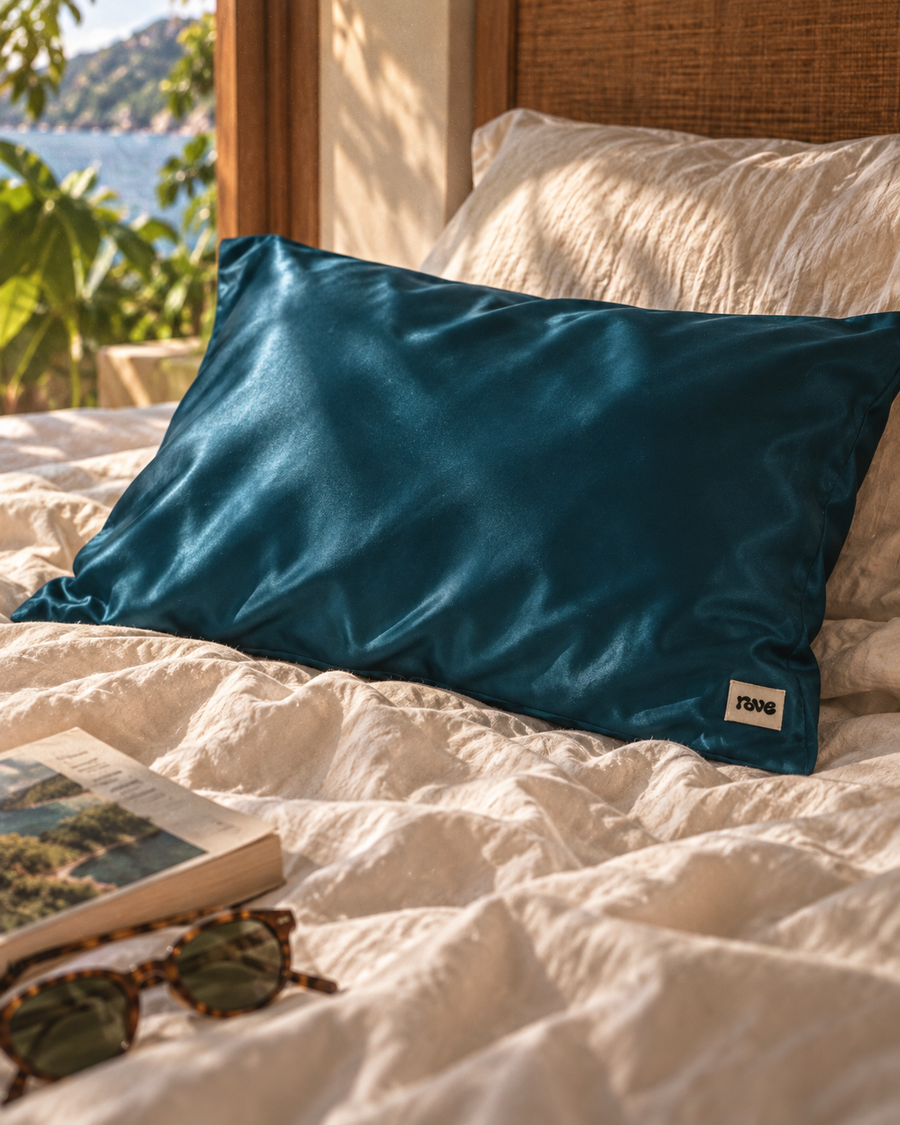 The ROVE Pillowcase in mulberry silk